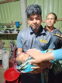 নোয়াখালীতে হাসপাতাল থেকে চুরি হওয়া শিশু উদ্ধার